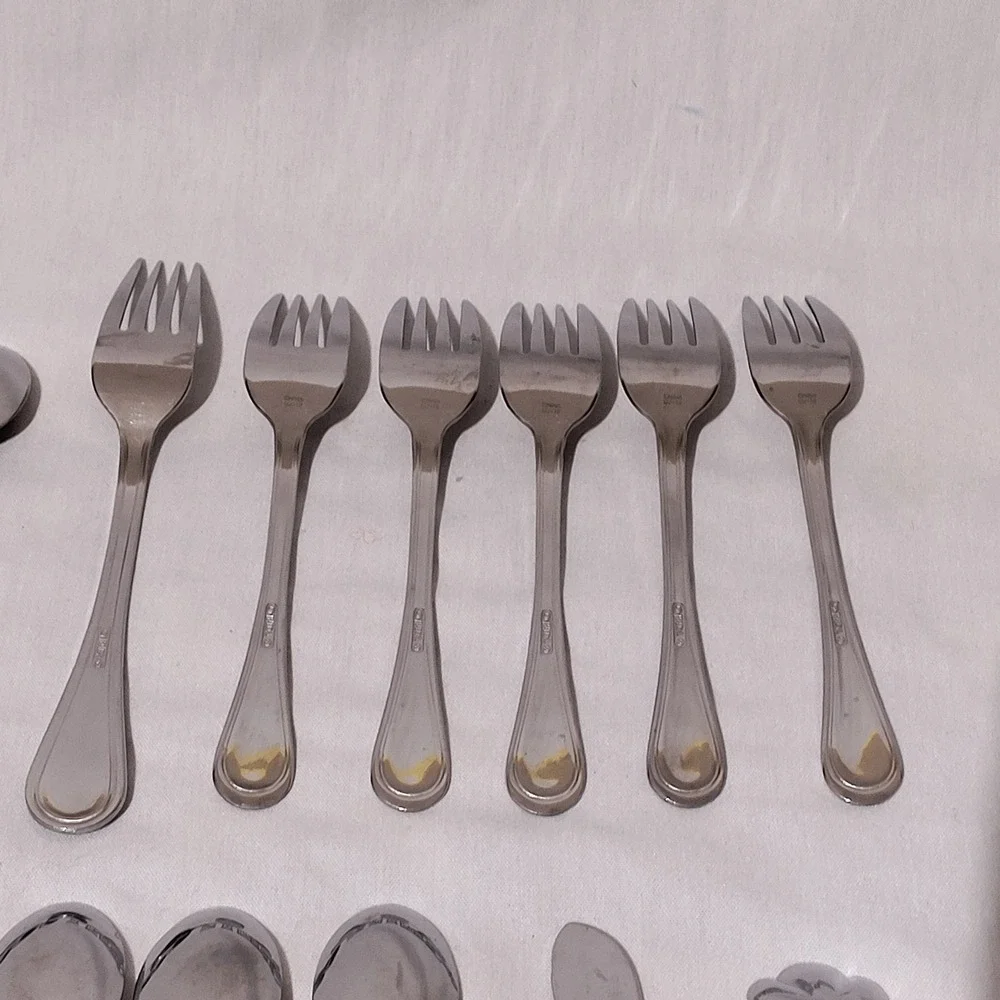 Oneida Tress Hollis Stainless Steel Flatware Set 29pc